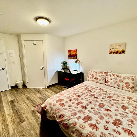 Micro Studio Apartment 10 Minutes Walk To University Of Washington Seattle Exterior photo