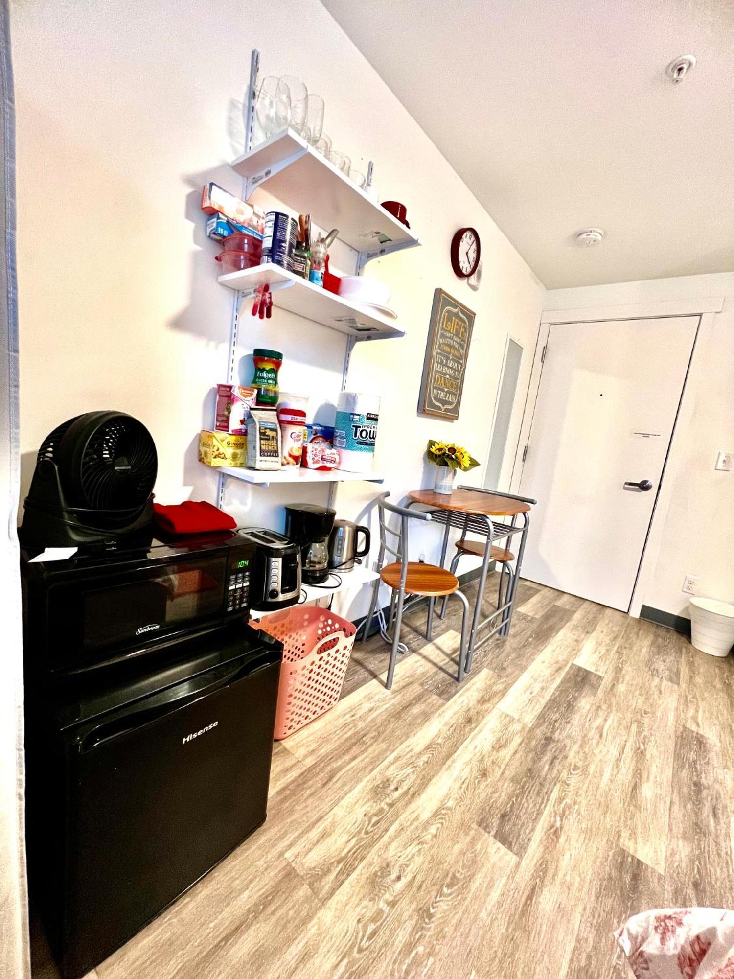 Micro Studio Apartment 10 Minutes Walk To University Of Washington Seattle Exterior photo